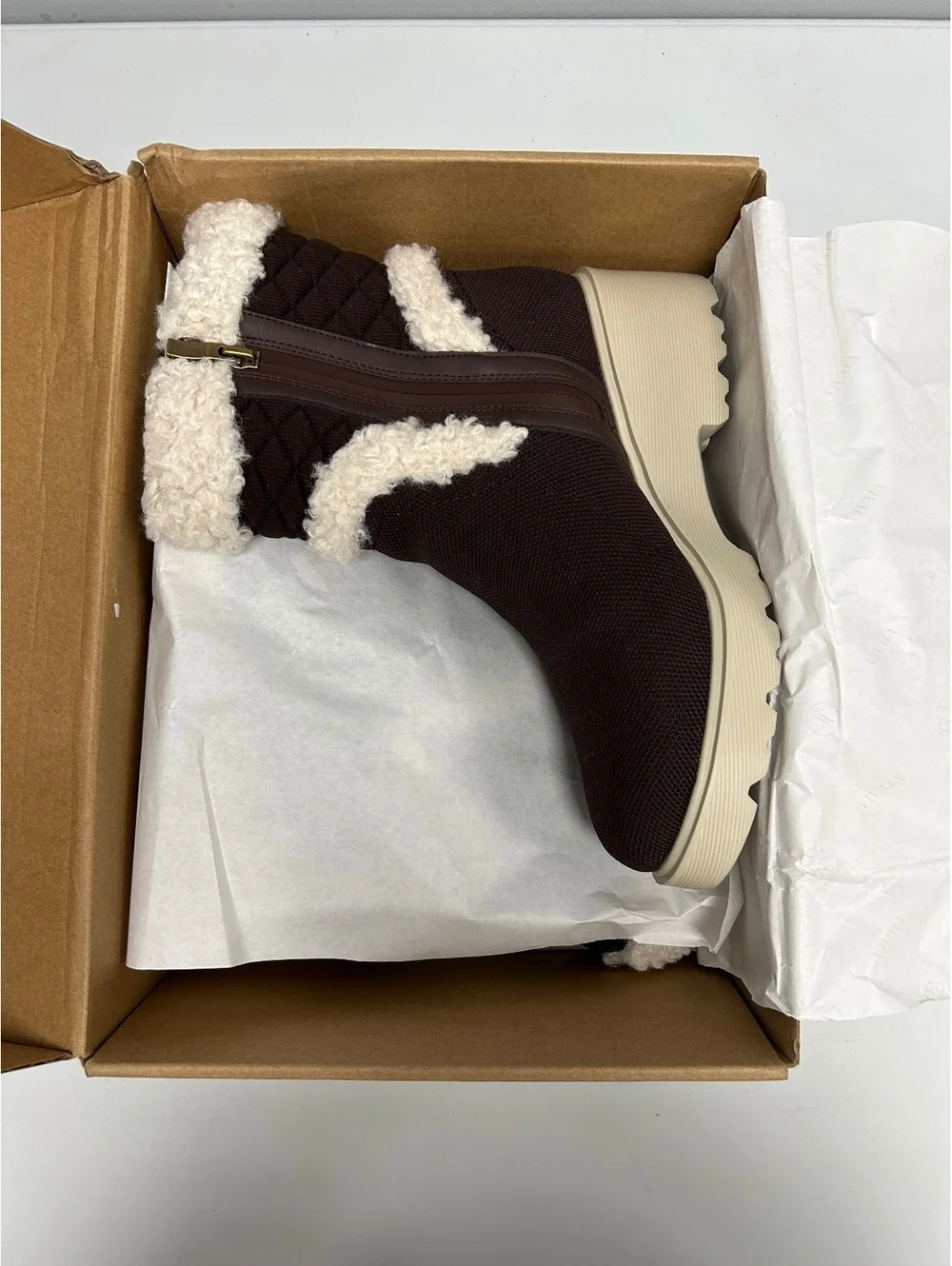 Vivaia Brown Quilted Winter Boots with Cream Faux Fur Lining